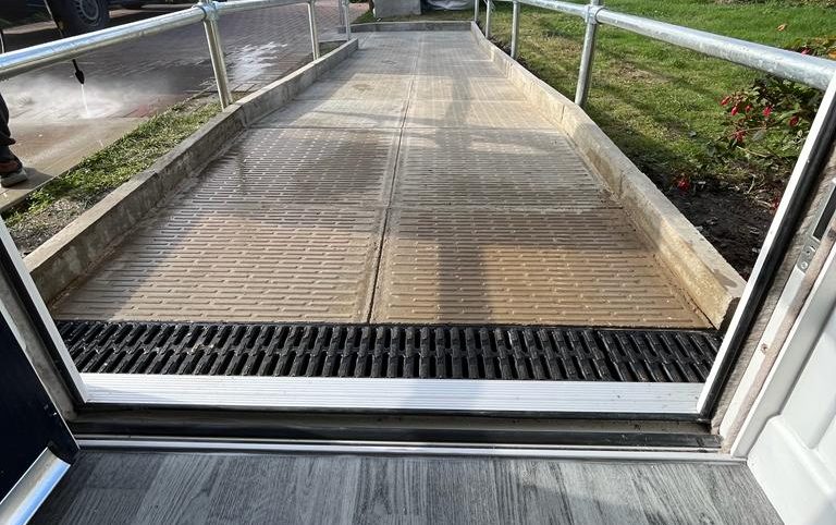 Photo of level access ramp